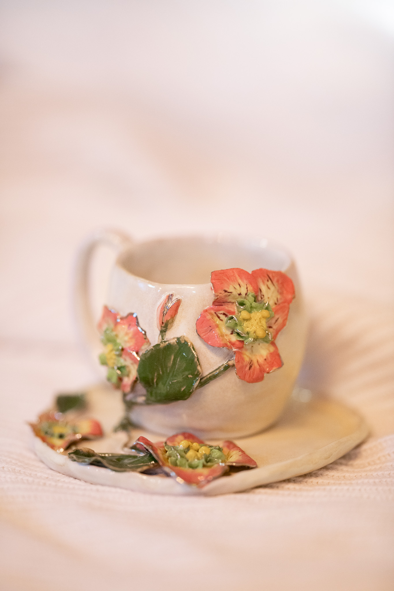 Filiżanka "Srebrny Ciemiernik"